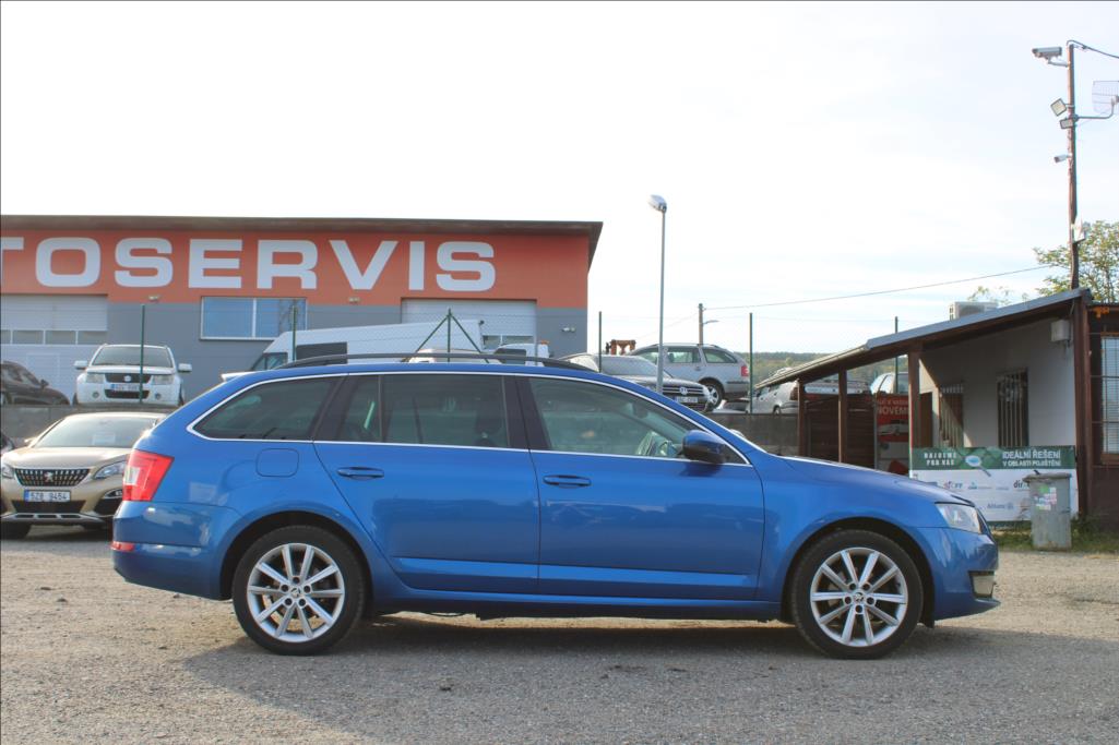 2014 – Škoda Octavia – 1,6 TDi  4 x 4,ČR,XENONY,TOP