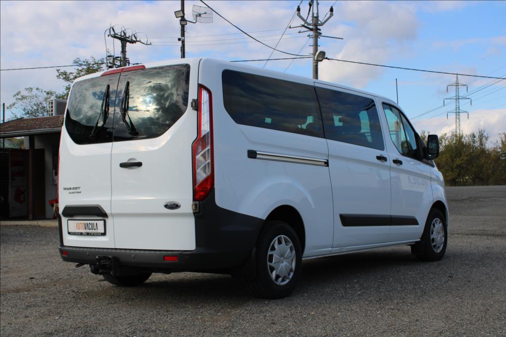 2015 – Ford Transit Custom – 2,2 TDCi  9 – míst, DPH, KLIMA