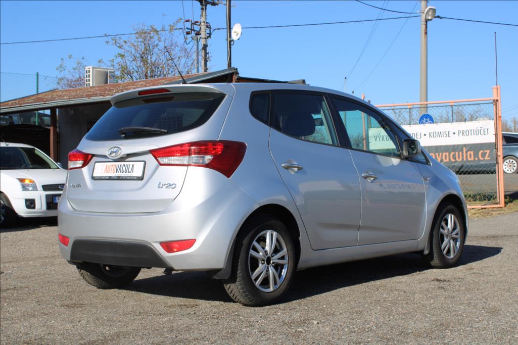 2010 – Hyundai ix20 – 1,4 i  ČR, DIG. KLIMA, ASR
