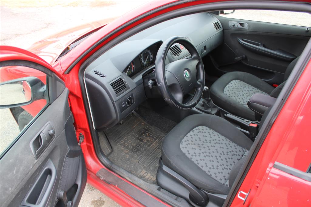 2006 – Škoda Fabia – 1,2 i  STK 5/2027, KLIMA