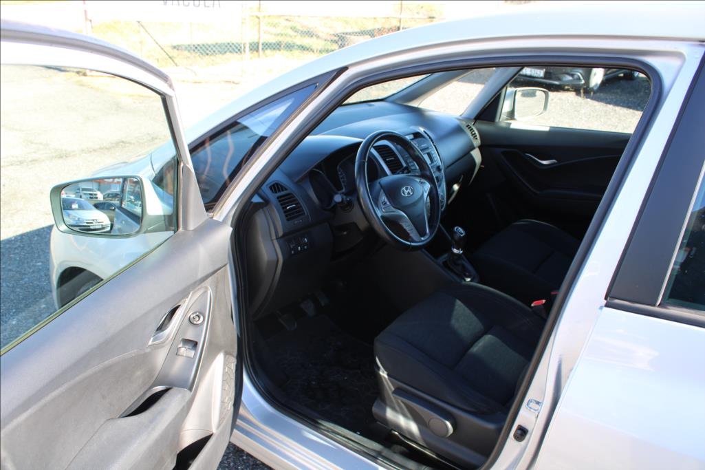 2010 – Hyundai ix20 – 1,4 i  ČR, DIG. KLIMA, ASR